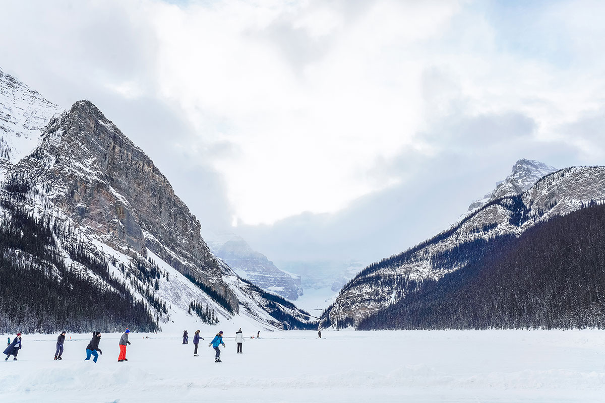 Things to Do in Banff in Winter That's NOT Skiing or Snowboarding!
