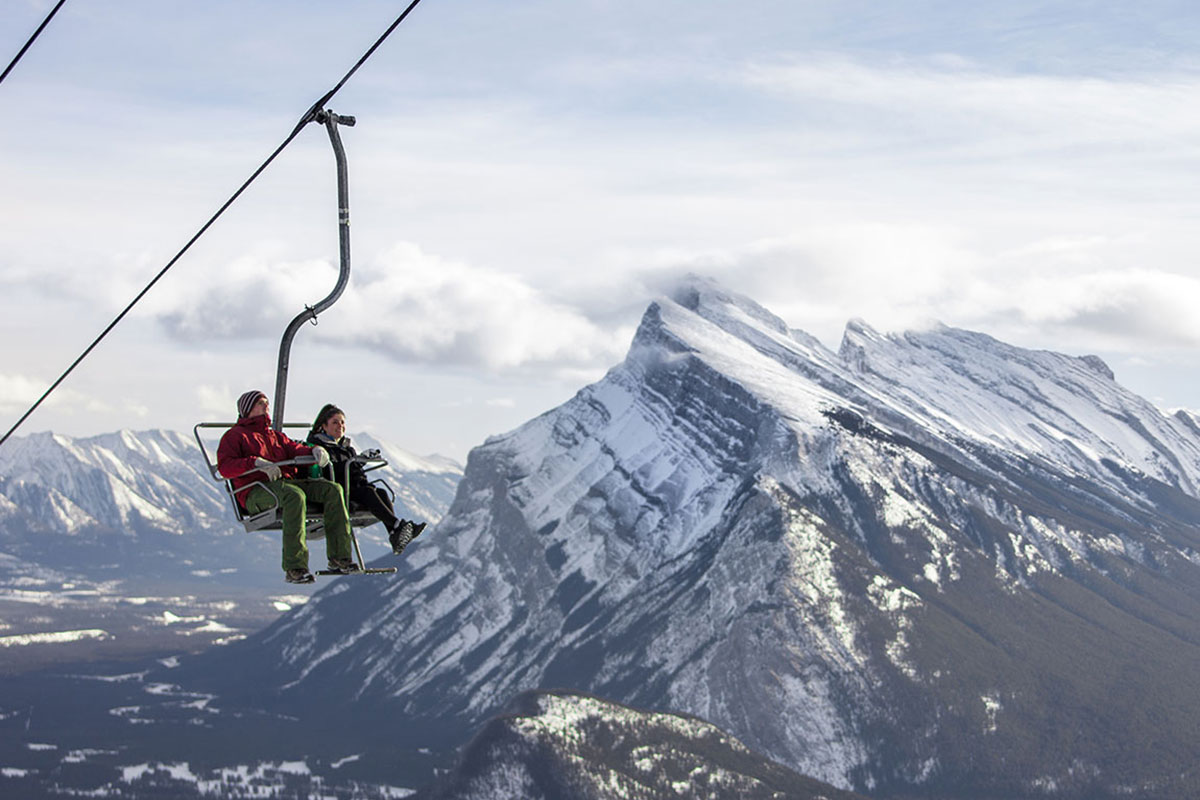 Things to Do in Banff in Winter That's NOT Skiing or Snowboarding!