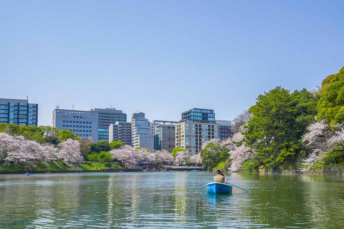 chidorigafuchi park boat rental cost